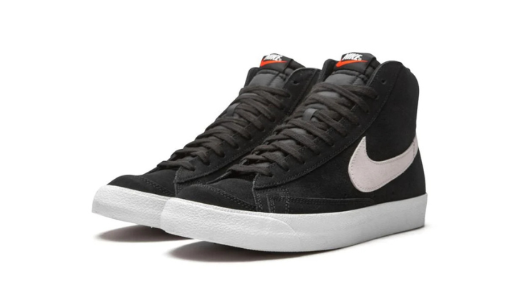 Nike Blazer Mid 77 Suede Black Photon Dust