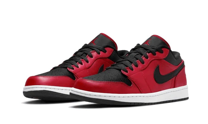 Jordan 1 Low Reverse Bred Pebbled Swoosh