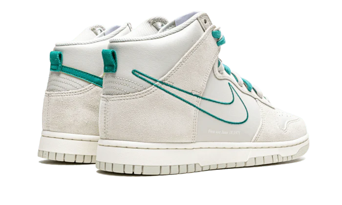 Nike Dunk High First Use Sail