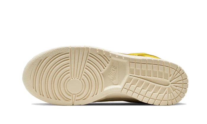 Nike Dunk Low LX Banana (Women's)