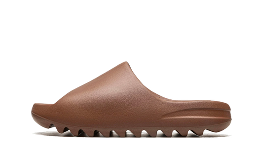 Yeezy Slide Flax - soleHub